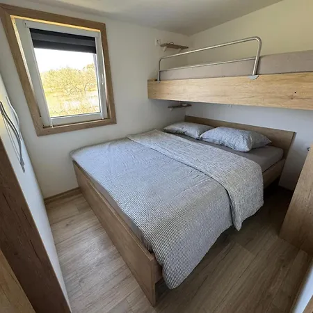 Sunny Bay Escape House 度假居 *