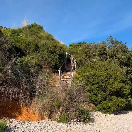Sunny Bay Escape House بيت للعطل باكوشتاني