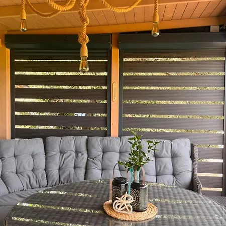 Sunny Bay Escape House *